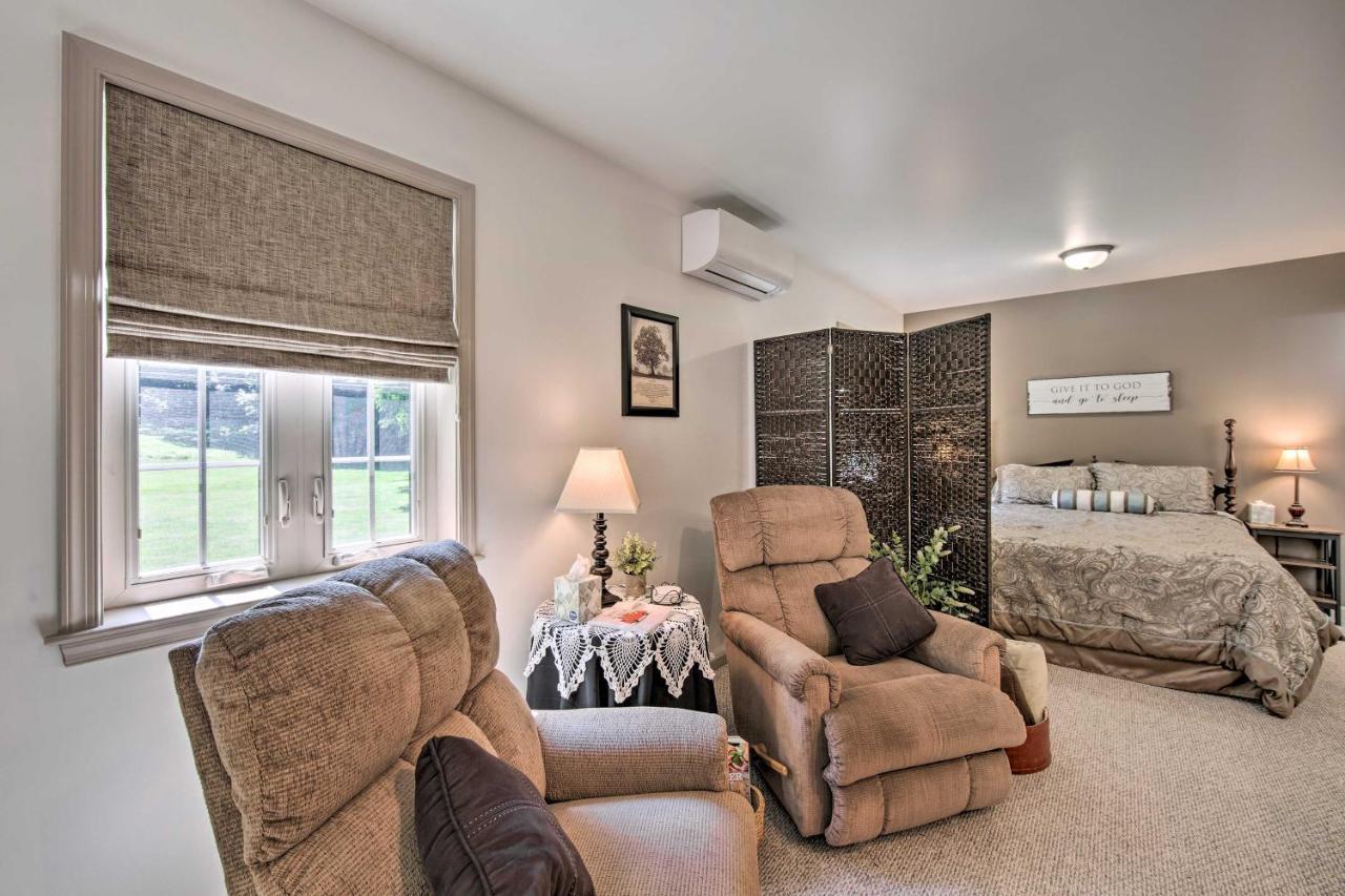 Cozy Garden Room In Welsh Mountain Suites! New Holland Exteriér fotografie